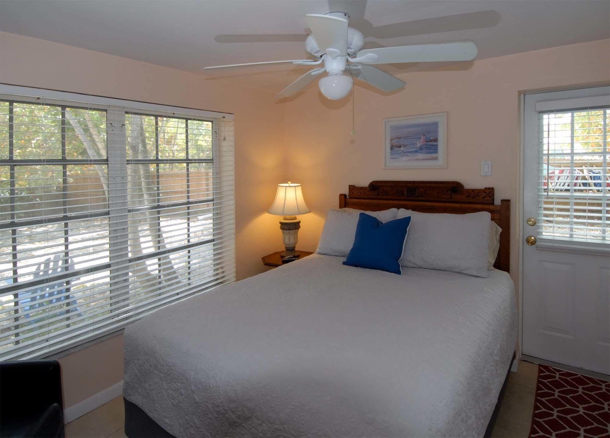 Seahorse Cottages - Adults Only 萨尼贝尔 外观 照片